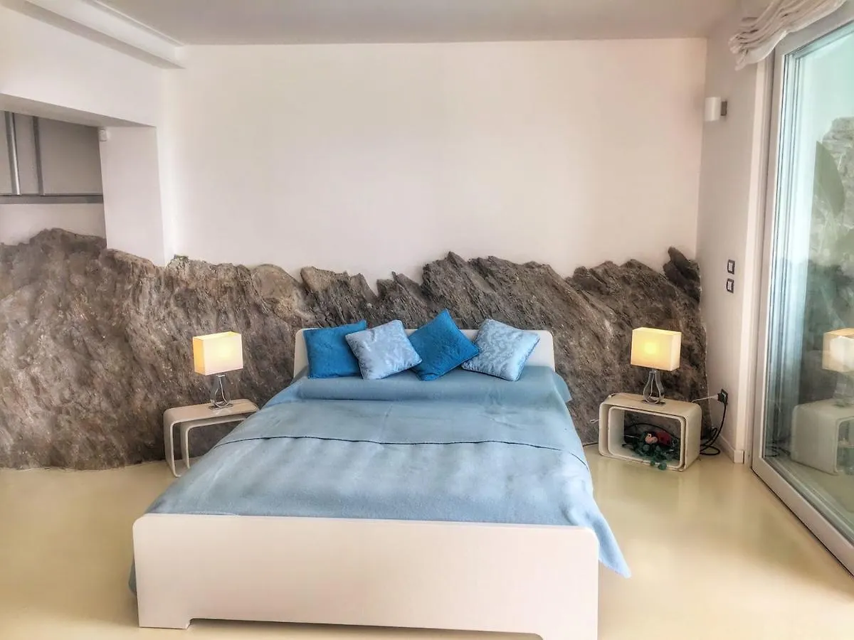 Villa Violetta Luino Olaszország